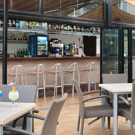 Aparthotel Duva &